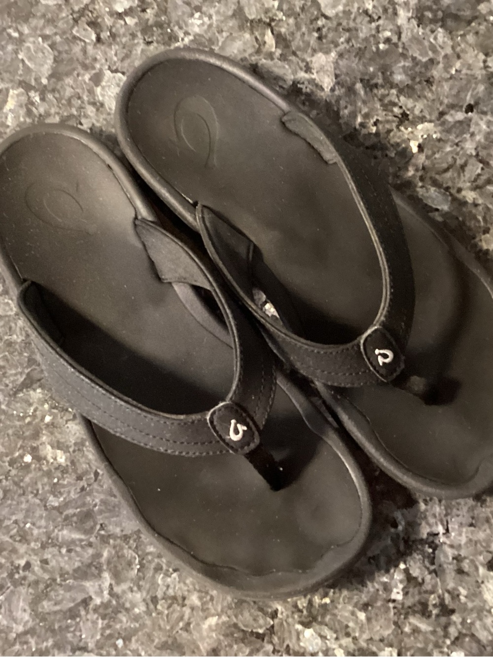 OluKai Black Thong Sandals